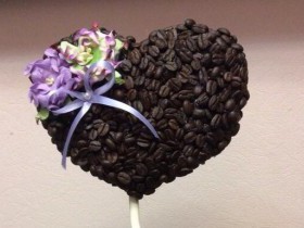 Кофейное сердце в День святого Валентина